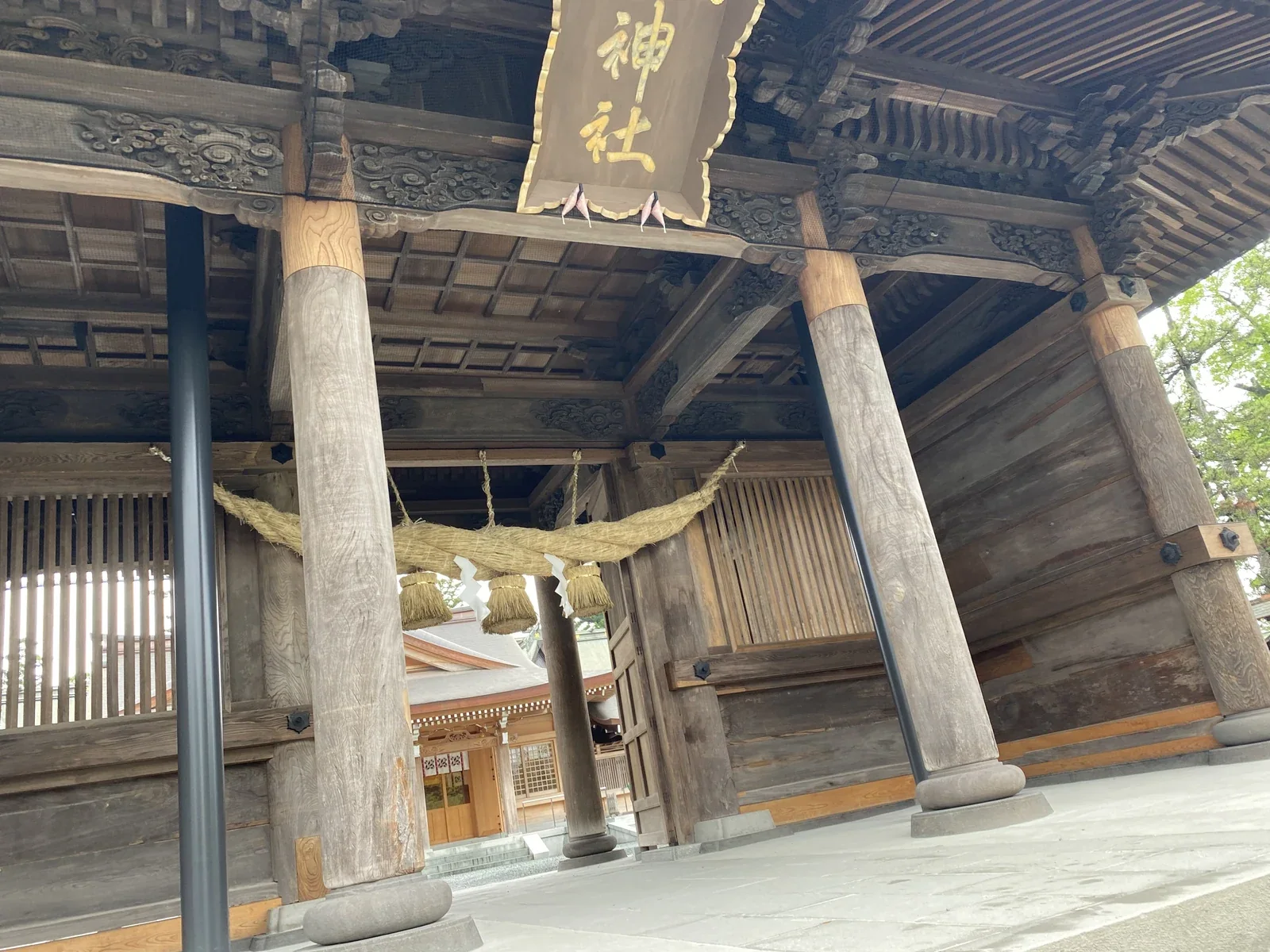 阿蘇神社 2026|參拜時間、樓門修復、停車與門前町動線