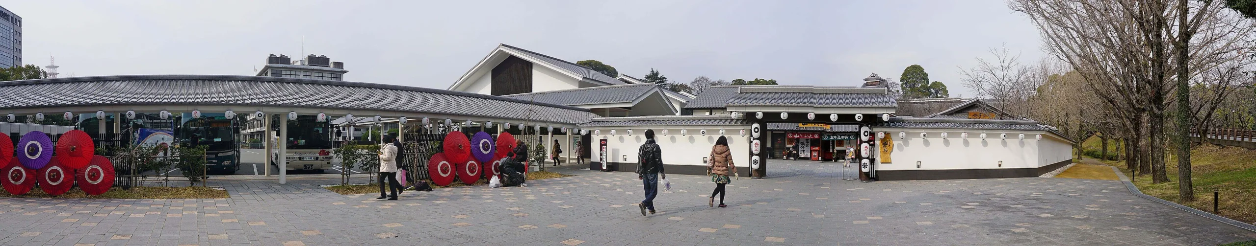 熊本城下的城彩苑入口廣場與傳統街屋