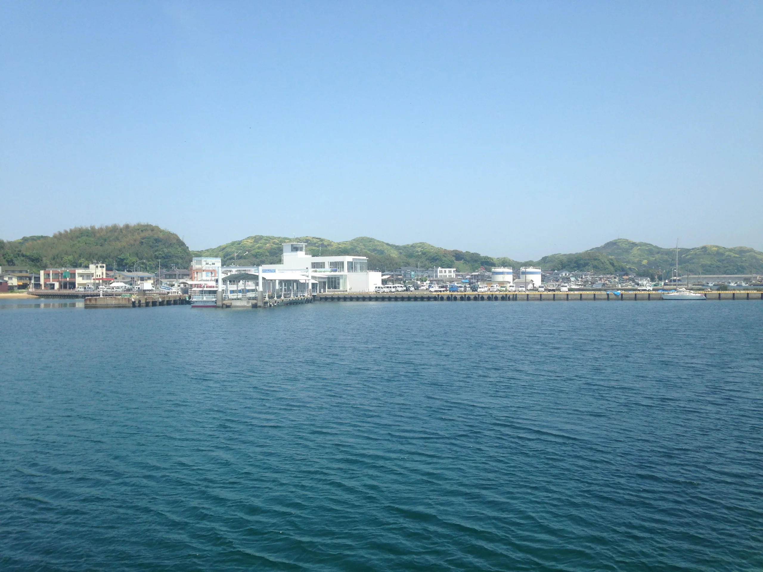 從大島渡輪望向大島港