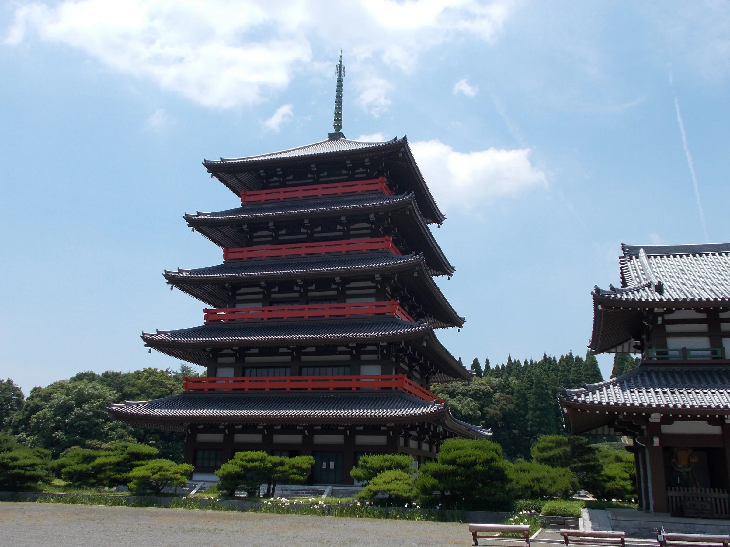 玉名蓮華院誕生寺奧之院五重塔