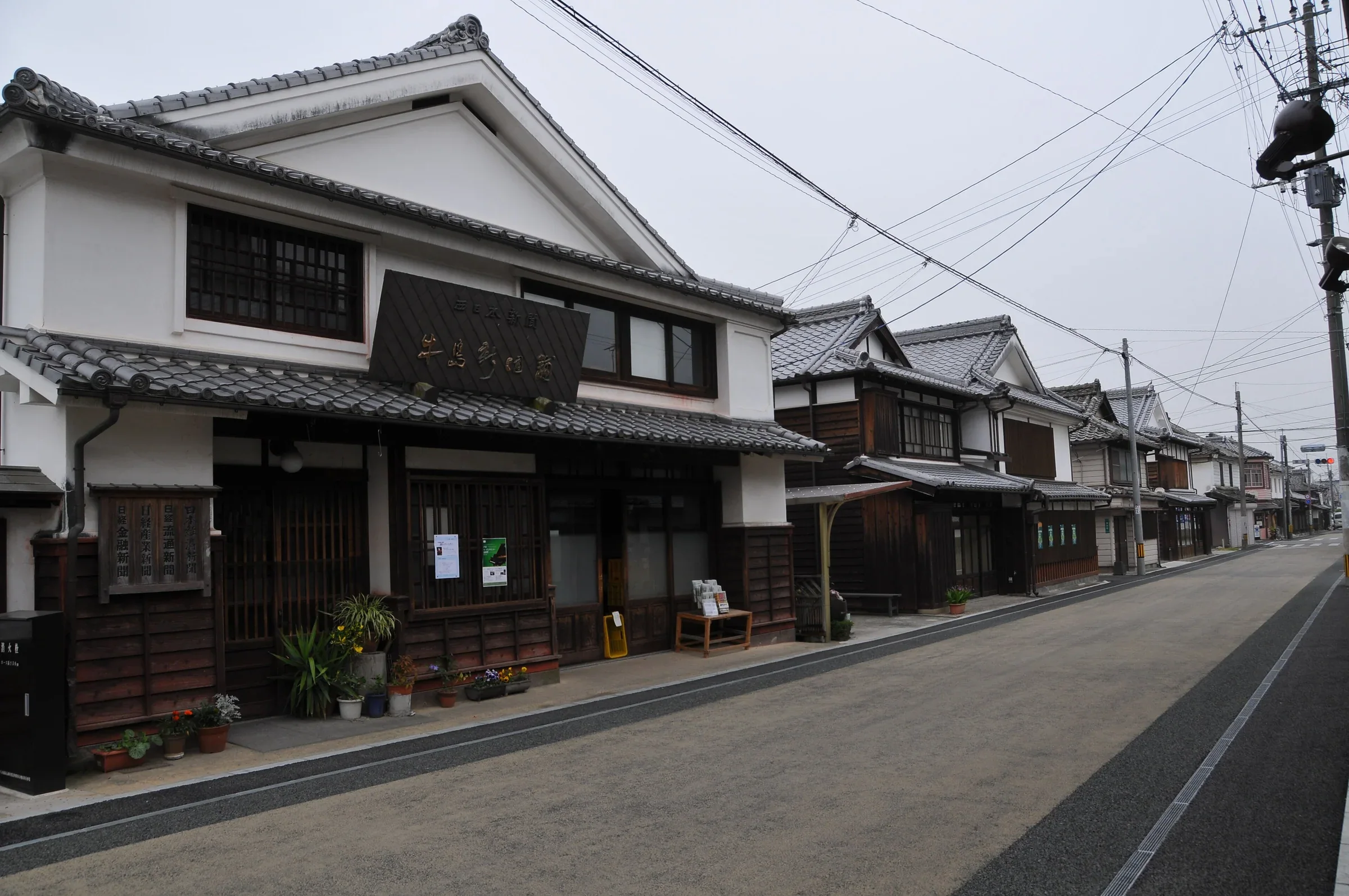 八女福島白壁町家的街道景色